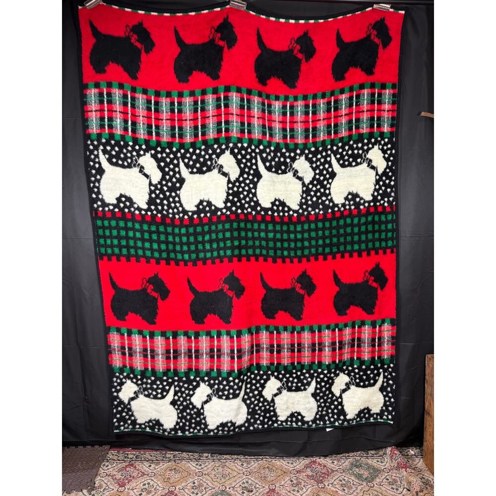 San Marcos Soft Blanket Scottish Terrier Black Scotty white Scottie Dogs Throw